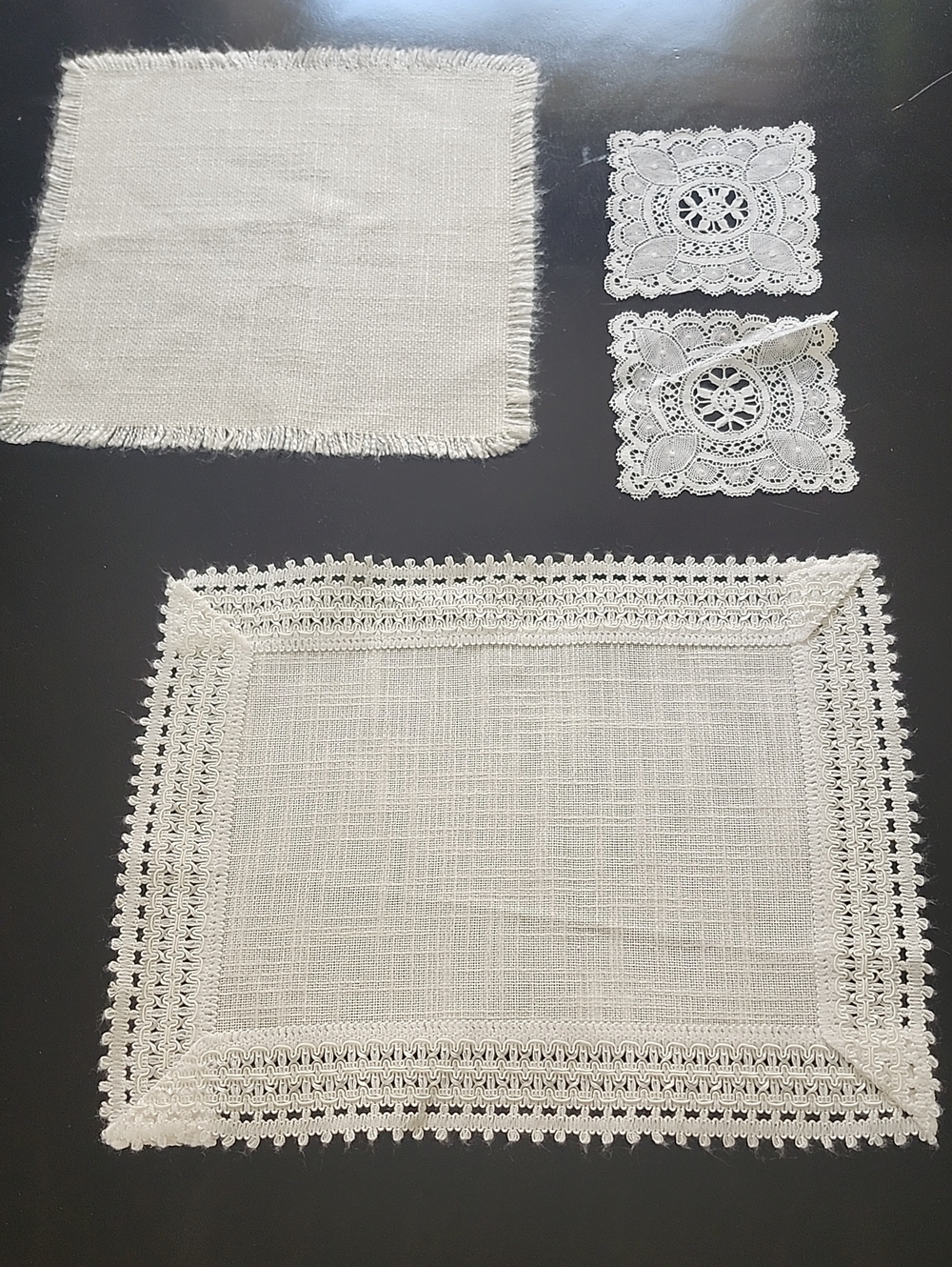 Square Doiles